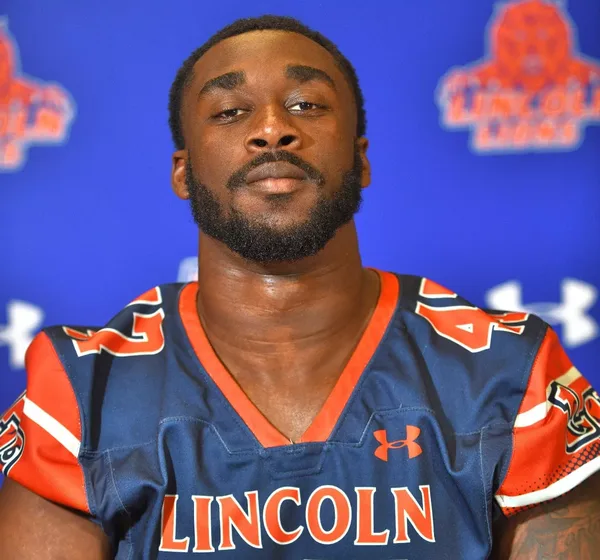 Travis Williams