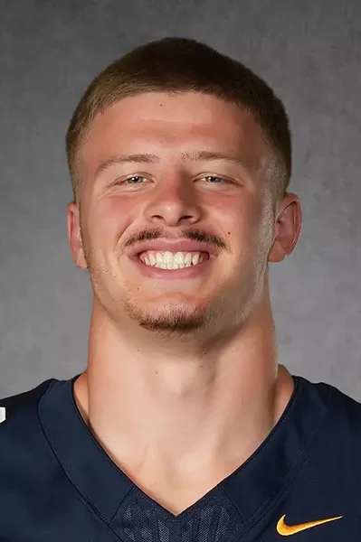 Garett Bauer