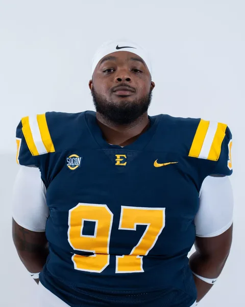 Isaiah Potts