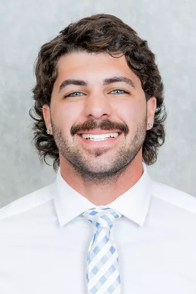 Connor Estrella