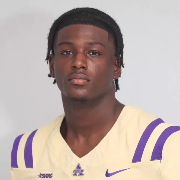 Tyran Warren