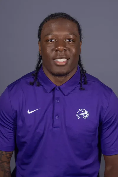Zayveon Wells